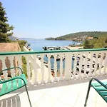 And By The Sea Zaglav, Dugi Otok - 393 Πανσιόν 3*