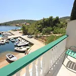 And By The Sea Zaglav, Dugi Otok - 393 3* Sali