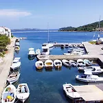 And By The Sea Zaglav, Dugi Otok - 393 Πανσιόν Sali
