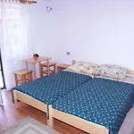 Πανσιόν And By The Sea Zaglav, Dugi Otok - 393 Sali