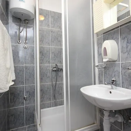 Gasthof Apartments And Rooms By The Sea Zaglav, Dugi Otok - 393 Sali