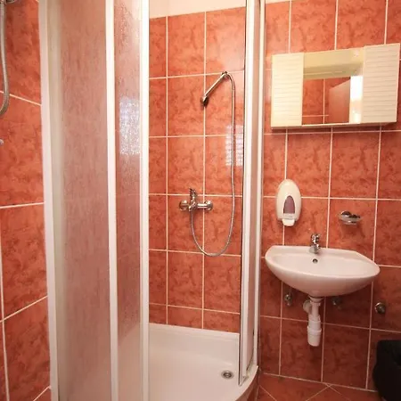 Apartments And Rooms By The Sea Zaglav, Dugi Otok - 393 Gasthof Sali