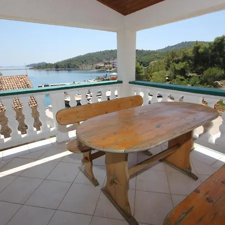 And By The Sea Zaglav, Dugi Otok - 393 Pensión 3*