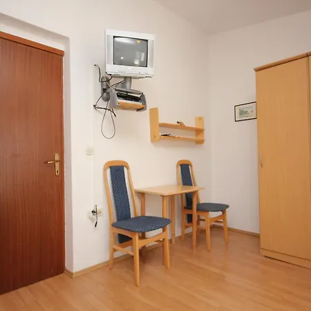 Gasthof Apartments And Rooms By The Sea Zaglav, Dugi Otok - 393 Sali