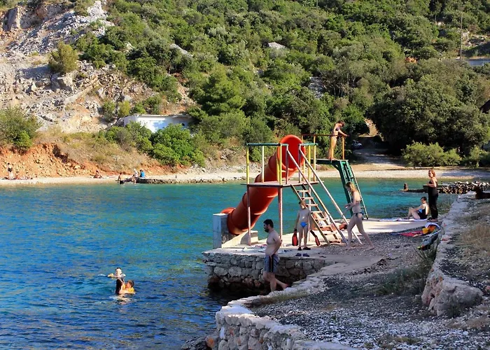 And By The Sea Zaglav, Dugi Otok - 393 3* 萨利