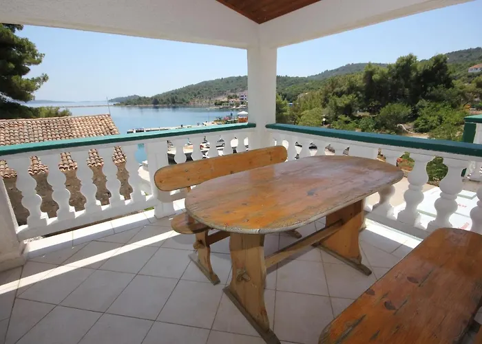 Rooms By The Sea Zaglav, Dugi Otok - 393 Гостевой дом 3*